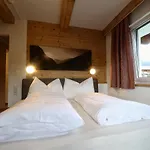 Home Suite Home فندق مبيت وإفطار 4*
