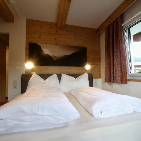 Home Suite Home Bed & Breakfast 2*