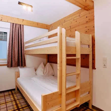 Bed & Breakfast Home Suite Home 2*
