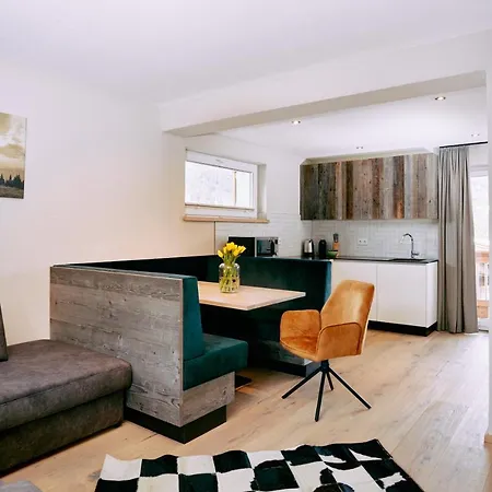 Home Suite Home Bed & Breakfast Fieberbrunn