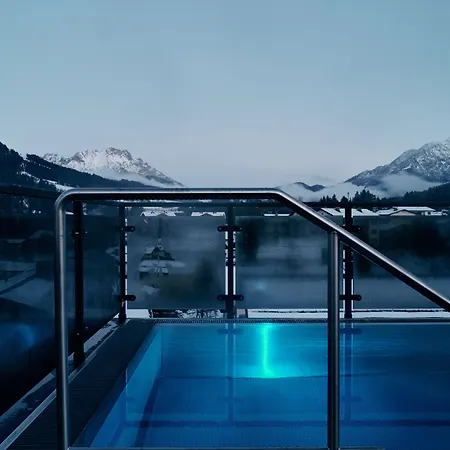 Home Suite Home Hotel 4*