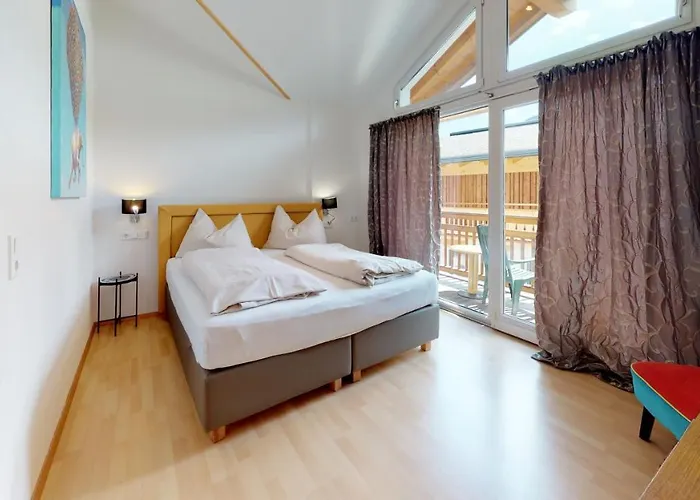 Frühstückspension Home Suite Home 4*