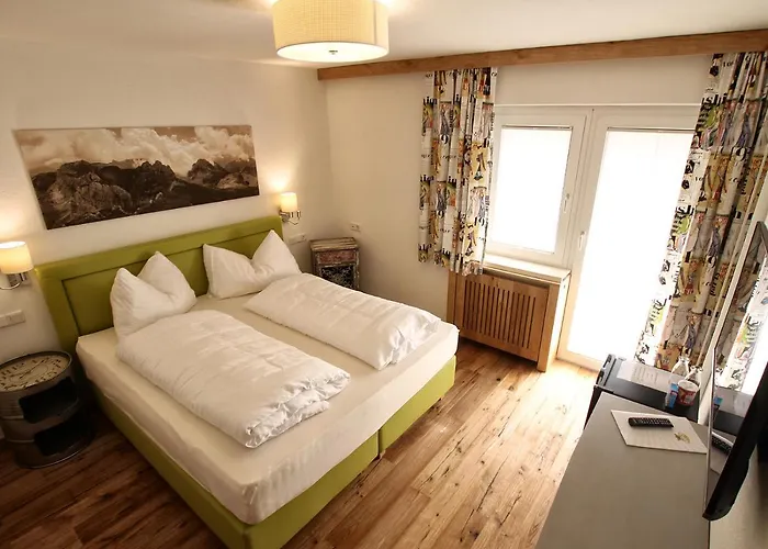 Home Suite Home Frühstückspension 4*