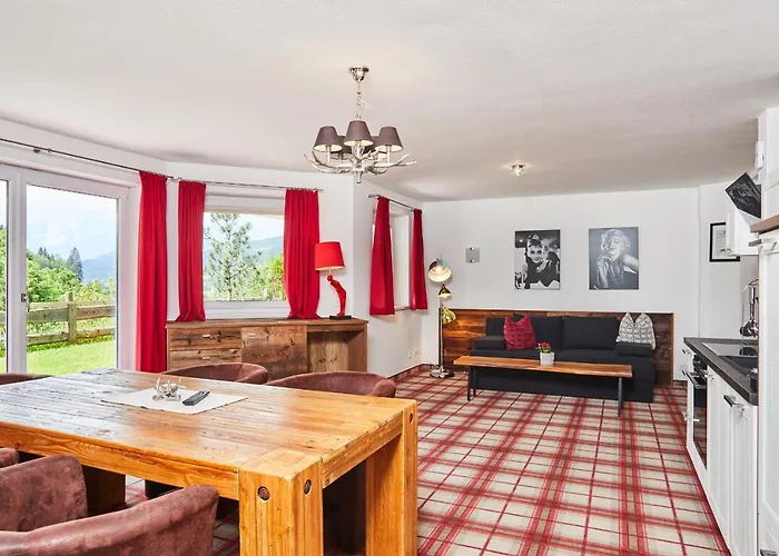 Frühstückspension Home Suite Home 4*