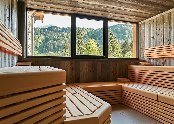 Home Suite Home Frühstückspension 4*