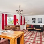 Nocleg ze śniadaniem Home Suite Home 4*