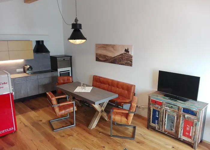 Home Suite Home Bed and breakfast 4*