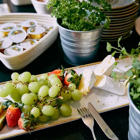 B&B Home Suite Home 피버브룬